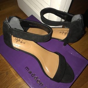 Style & Co black heels